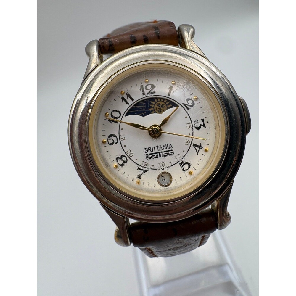 Vintage Brittania Moon Phase Watch | V121 movement | New Battery 28mm case - Picture 7 of 7